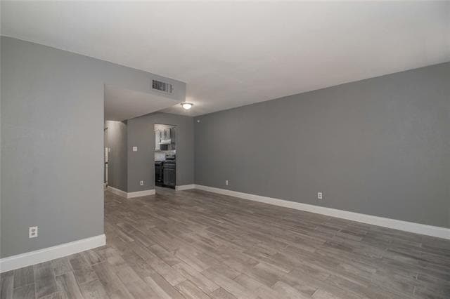 Photo - 7604 Chapin Rd