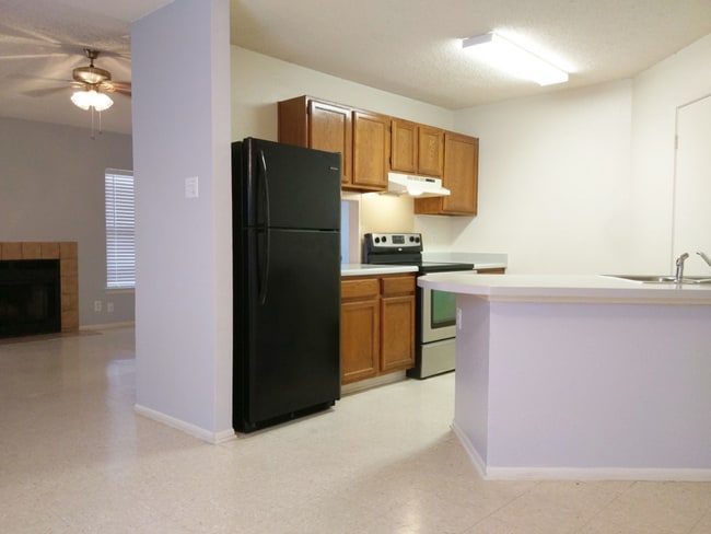 Photo - 2527 Corian Glen Dr