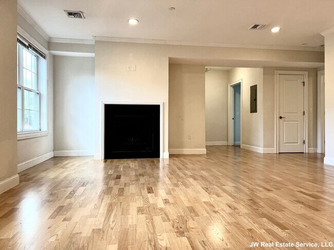Photo - 463 Rutherford Ave Unit 205