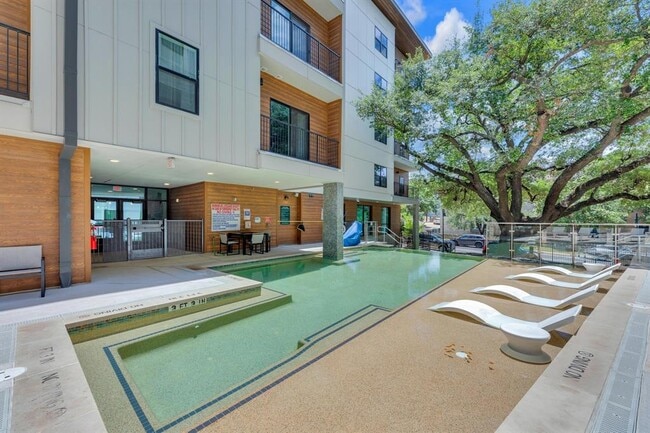 Photo - 2500 Longview St Condo Unit 323
