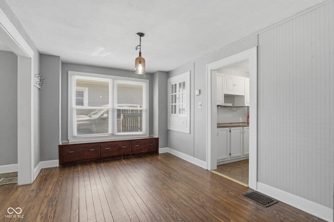 140 N 6th Ave