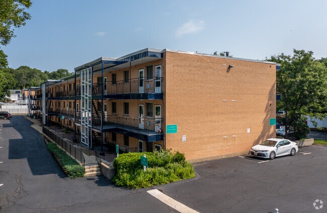 Photo - Stony Brook Village