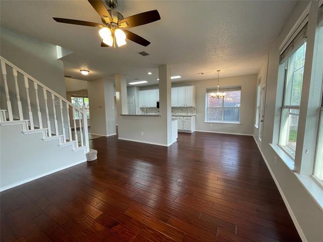 Photo - 2713 Chatsworth Dr