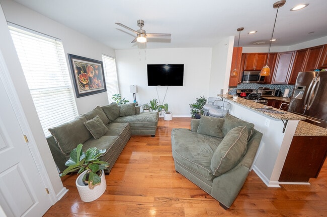 Photo - 35 Brewerytown Ct