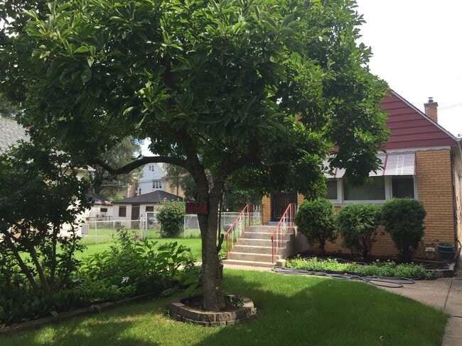 Photo - 8021 S Coles Ave