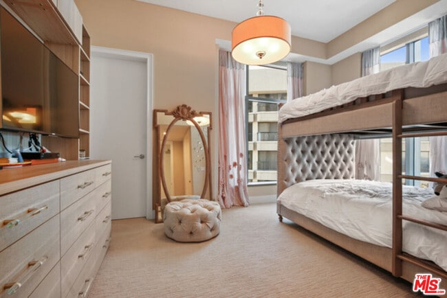 Photo - 10776 Wilshire Blvd Unidad 1801