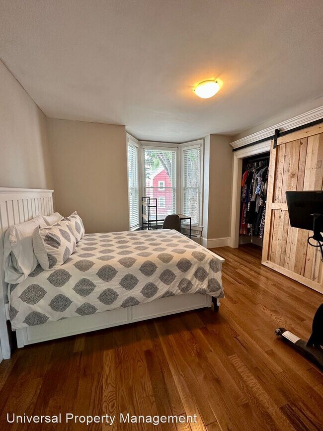 2 br, 1 bath House 112 Cass St Unit A House Rental in Portsmouth