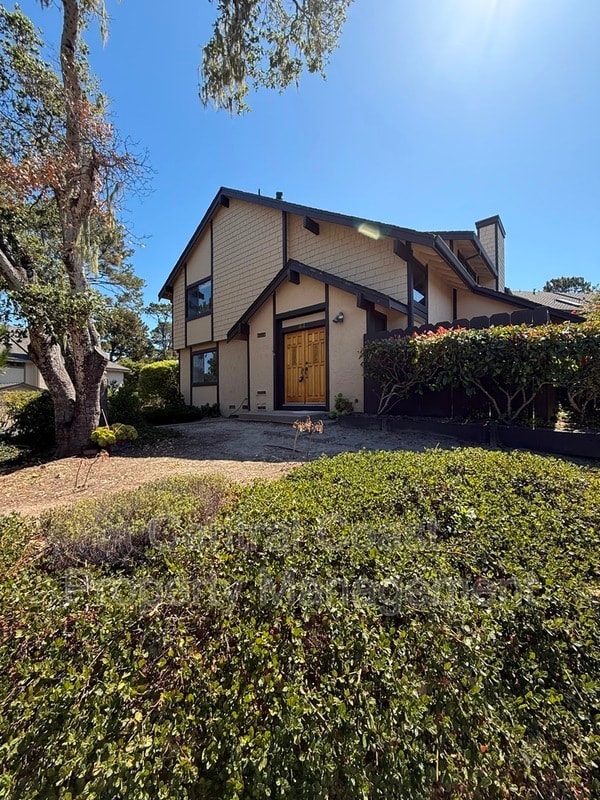 Building Photo - 1360 Josselyn Canyon Rd Rental