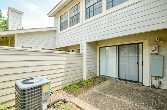 Photo - 6211 Ludington Dr Unidad 21-909