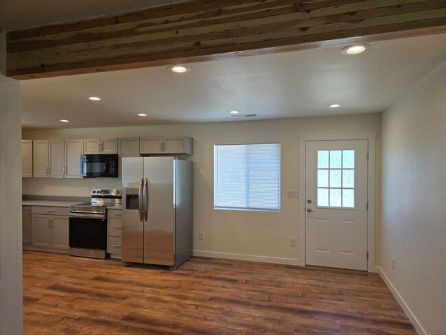 Photo - 3 Bed 2 Bath one story home in the country on 1 acre