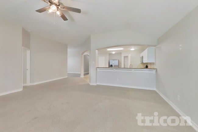 Photo - 29418 Fox River Dr