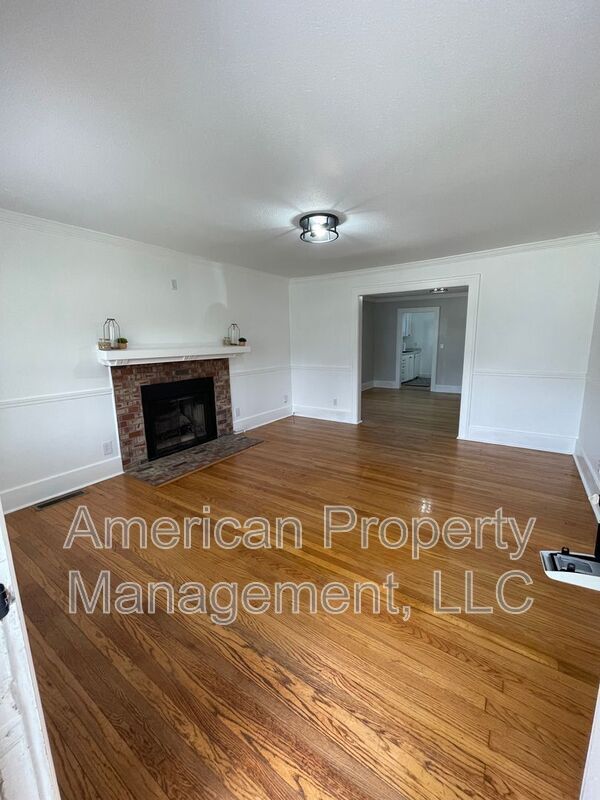 Photo - 1227 S College Ave