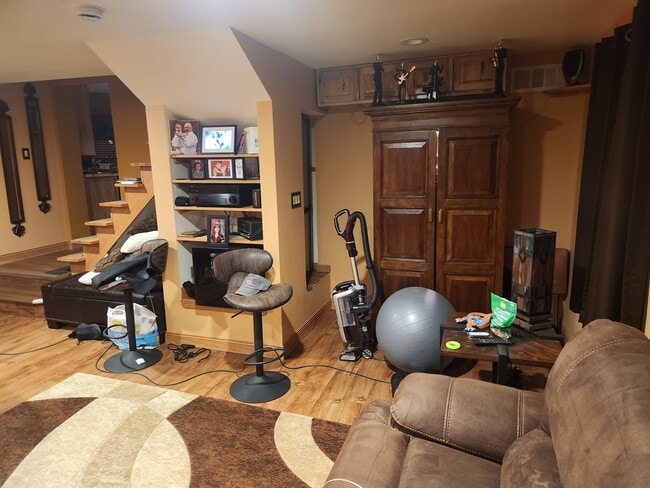 Photo - 3440 W Howard Ave