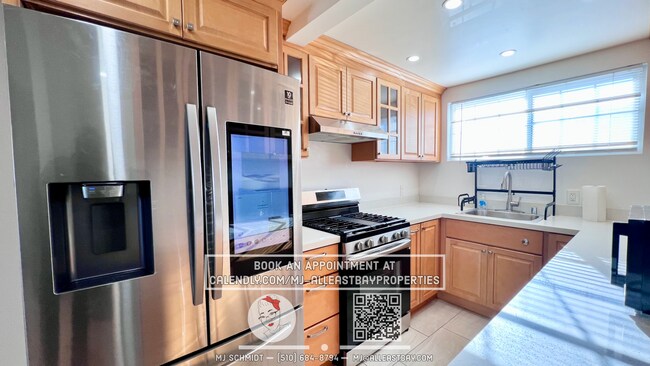 Photo - 3 bedroom home in El Sabrante with EV charger, 2 paring spots, 1 car garage, ac/heat!