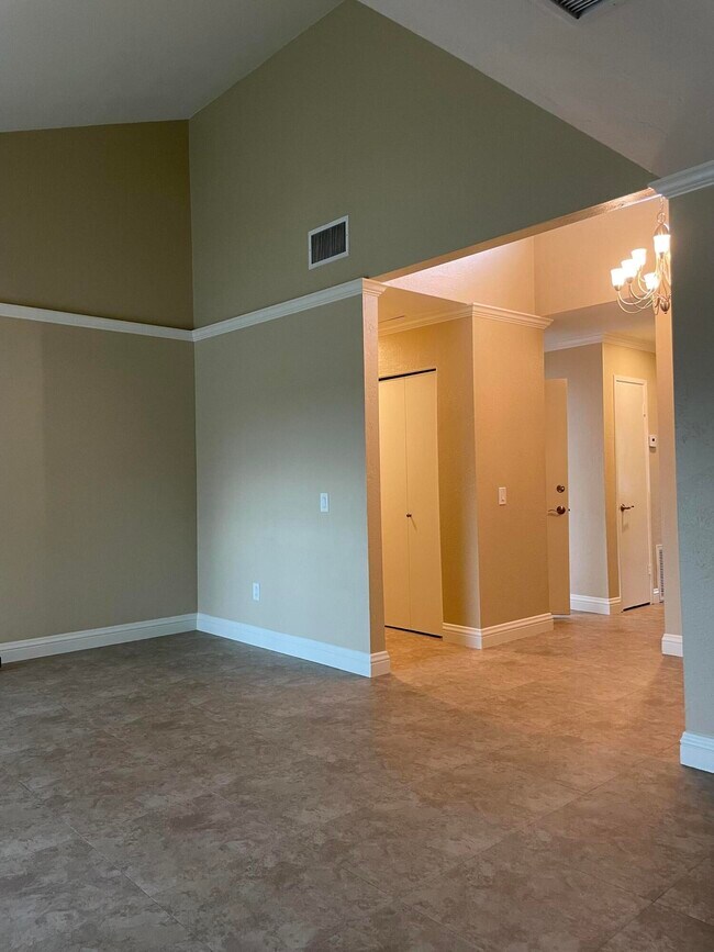74940 San Simeon Dr