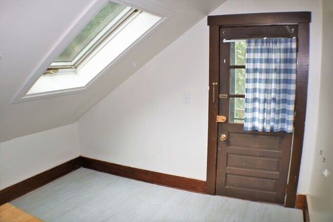 Photo - $1,300 | 1 Bedroom + Bonus Room, 1 Bathroo...