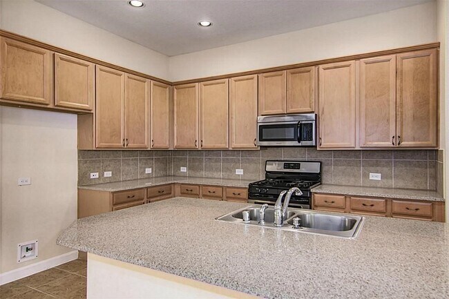 Photo - 8703 Seguin Cove Ln