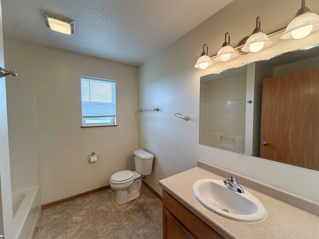 Photo - 13583 42nd Ave