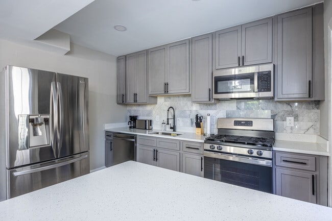 3707 37th Pl Unit Room C