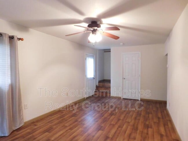 Photo - 108 Stanton Ln