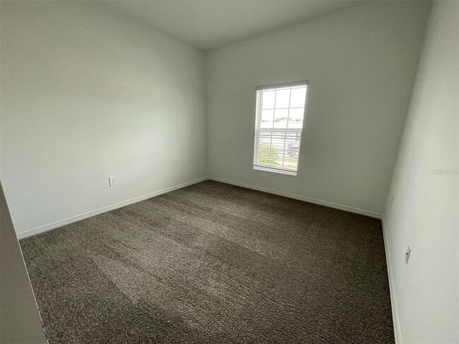 Photo - 660 Tanaro Ln