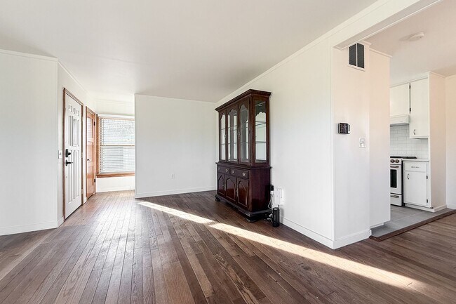 Photo - Riverfront 3-Bedroom Historical Richland Home