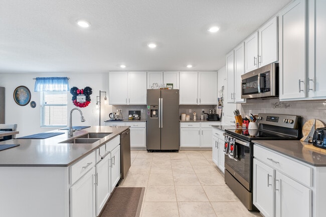 Photo - 4382 Finch Ln