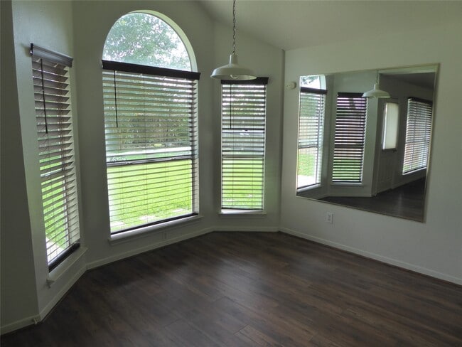 Photo - 3522 Sheldon Dr