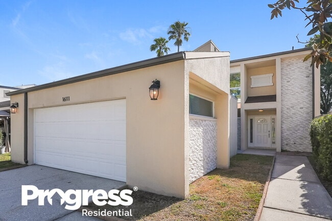 Photo - 16111 Gardendale Dr