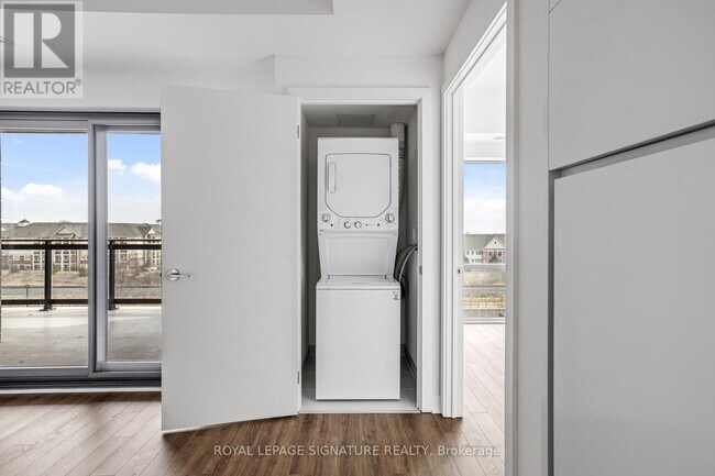 Photo - 51 Clarington Blvd Unité 502