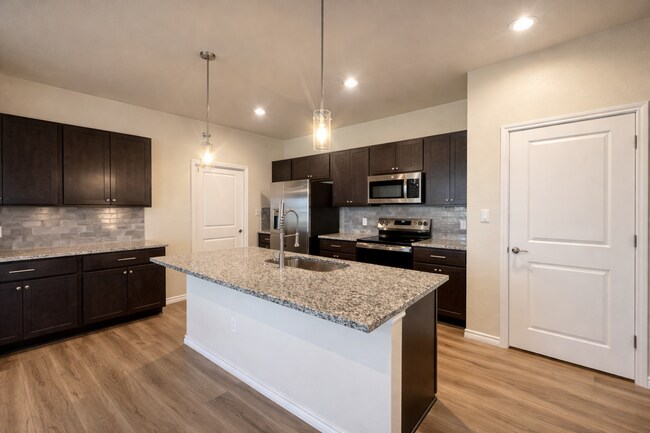 Photo - 3 Bed 2 bath New Management!!!