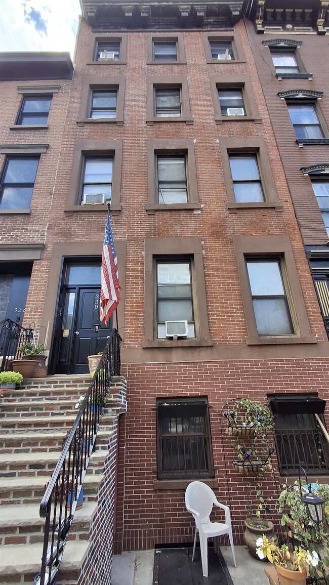 Building Photo - 330 Hudson St Unit 1 Rental