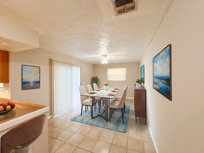 Photo - 807 Turtle Creek Dr N