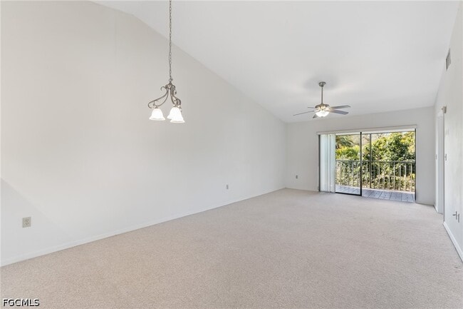 Building Photo - 9305 Lake Park Dr Unit 204