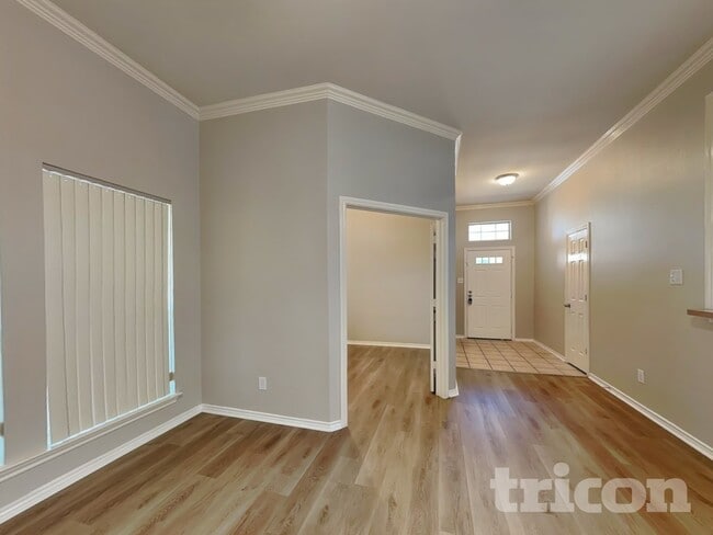 Photo - 5933 Sagebrush Trail