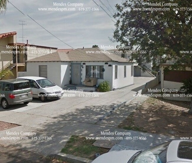4443 1/2 Menlo Avenue- - 4443 1/2 Menlo Avenue- Apartamento