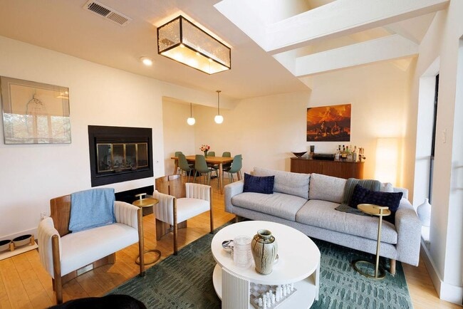 Photo - 7320 Cave Hollow Dr