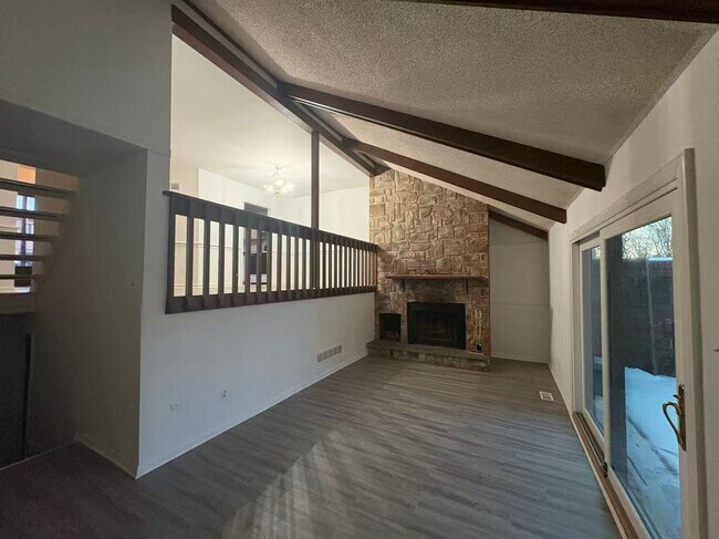 Photo - 3 Bedroom 2 1/2 bath Townhome in Pike Creek