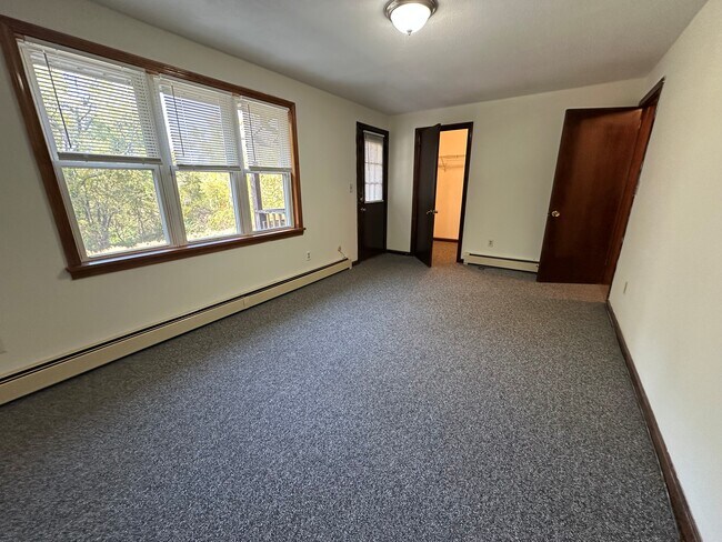 Photo - Brookside Apartments