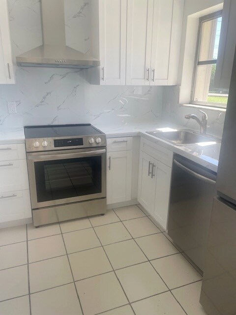 Photo - 106 NE 1st Ct