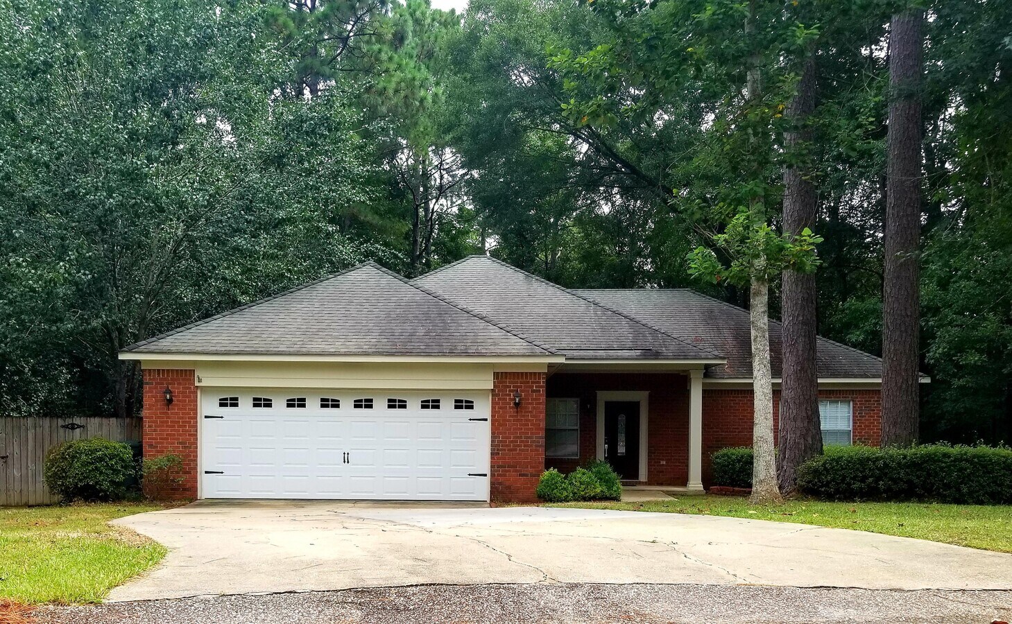 Photo - 105 Diane Cir House