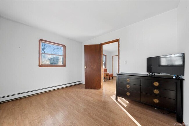 Photo - 77 Magnolia Dr