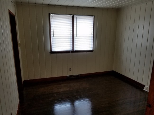 Riverside Apartments