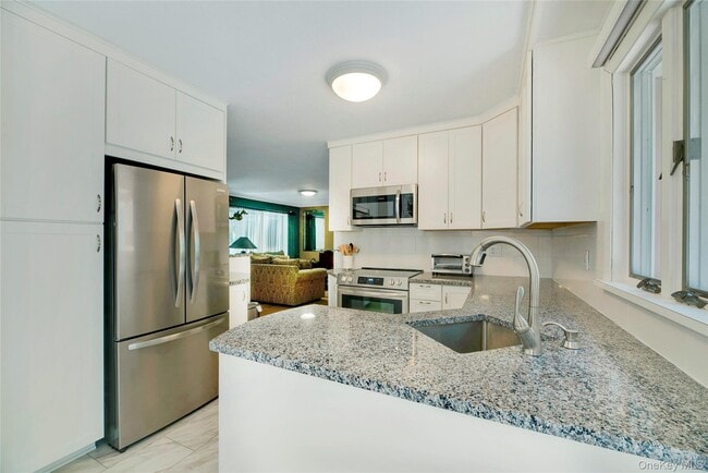 Photo - 1075 Inlet Ln