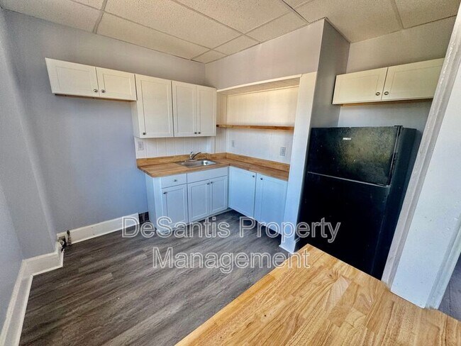 Photo - 1526 2nd Ave Unit 3