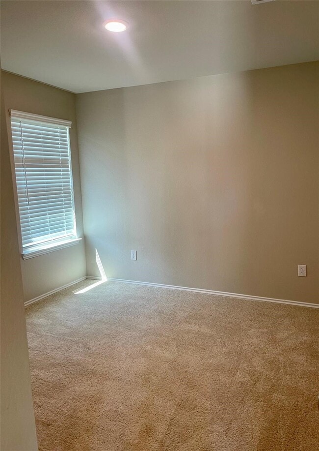 Photo - 513 Bonnerville Ln