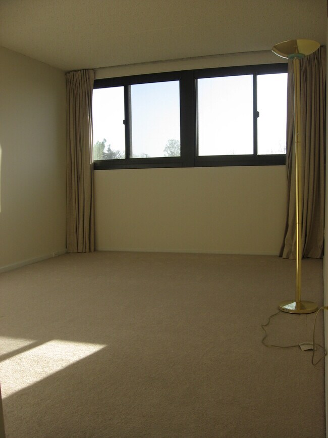5911 Edsall Rd., APT #705