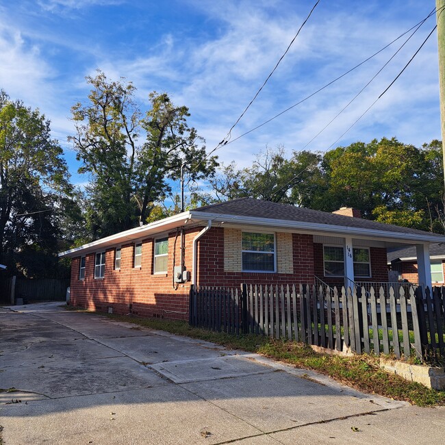 Photo - 1416 W 13th St