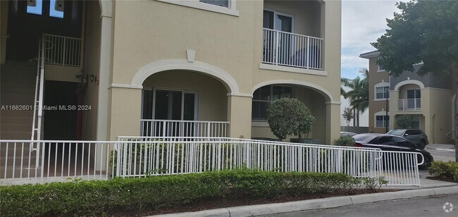 Building Photo - 8833 NW 107th Ct Unit 104 Rental