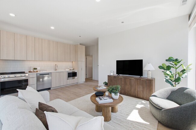 465 Carpenter